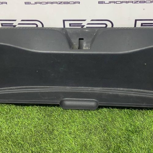 Накладка крышки багадника mercedes c238