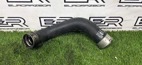 Патрубок интеркулера Mercedes GLE W166 Патрубок интеркулера mercedes gle w166