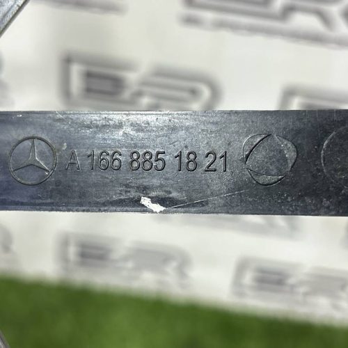 Кронштейн крепления бампера задний правый Mercedes W166 X166 C292