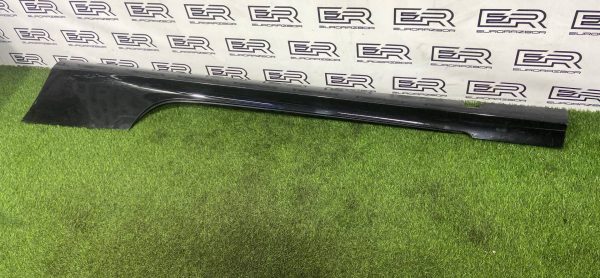 Накладка на порог левая AMG Mercedes E С238 Накладка на порог левая amg mercedes e С238
