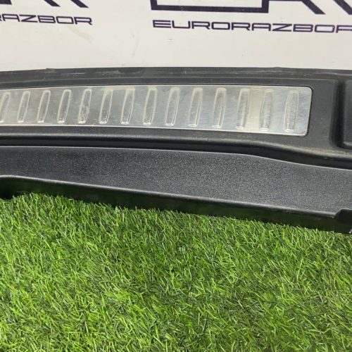 Накладка крышки багажника Mercedes W166 X166 C292