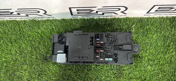 Блок предохранителей Land Rover Range Rover L405 L494 Блок предохранителей land rover range rover l405 l494