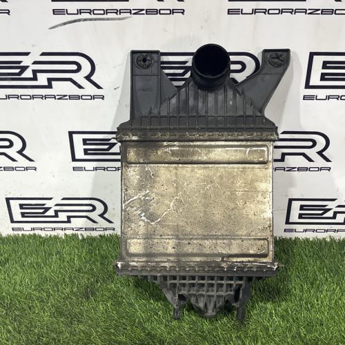 Интеркулер  Range Rover L405