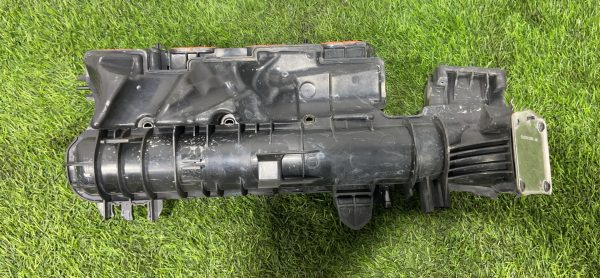 Коллектор впускной Mercedes М270 М274 Коллектор впускной mercedes М270 М274