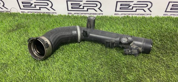 Патрубок наддува Volvo XC90 31422153 Патрубок наддува volvo xc90 31422153
