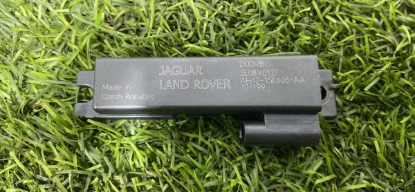 Антенна бесключевого доступа Jaguar F-Pace X761 Антенна бесключевого доступа jaguar f pace x761
