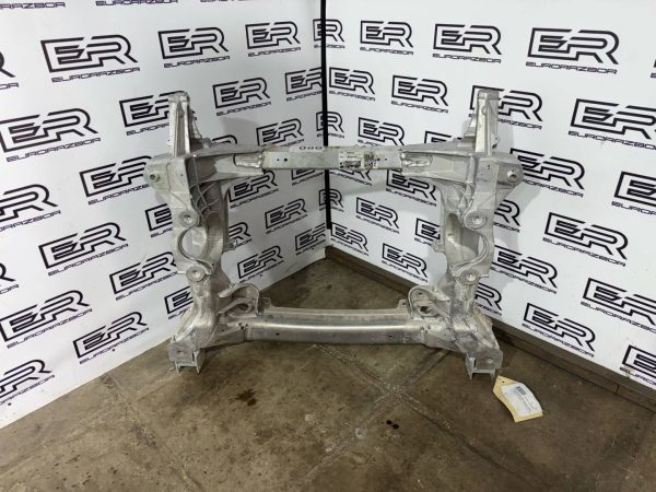 Передний подрамник Mercedes W222 C217 4Matic Передний подрамник mercedes w222 c217 4matic