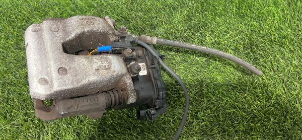Суппорт задний правый Mercedes w213 W257 Суппорт задний правый mercedes w213 w257