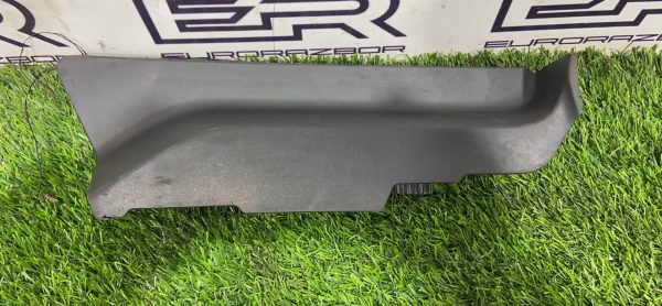 Накладка сиденья задняя правая Volvo XC90 Накладка сиденья задняя правая volvo xc90