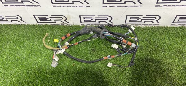 Проводка двери передней правой Toyota Rav 4 CA40 Проводка двери передней правой toyota rav 4 ca40