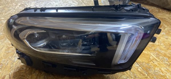 Фара правая Mercedes A-Class W177 Фара правая mercedes a class w177