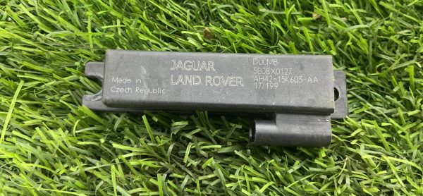 Антенна бесключевого доступа Jaguar F-Pace X761 Антенна бесключевого доступа jaguar f pace x761