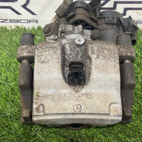 Суппорт задний левый Mercedes W205 A2054231698