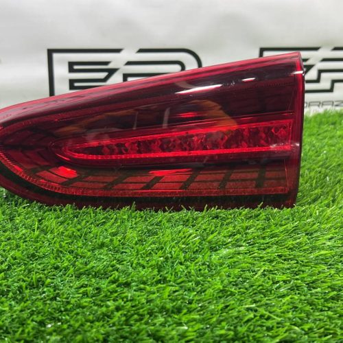 Фонарь внутренний правый hyundai santa fe tm