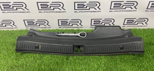 Обшивка отсека багажника Mercedes W213 Обшивка отсека багажника mercedes w213