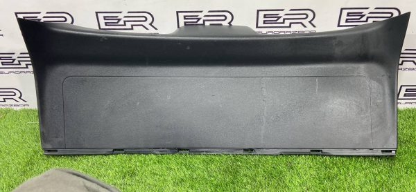 Обшивка крышки багажника Mercedes GLC X253 C253 Обшивка крышки багажника mercedes glc x253 c253
