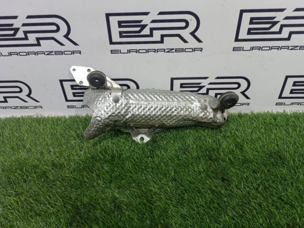 Тепловой экран левый Om642 Mercedes Тепловой экран левый om642 mercedes