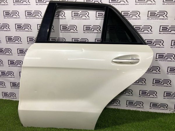 Дверь левая задняя mercedes gle w166