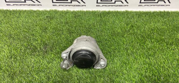 Опора двигателя Mercedes W166 X166 C292 Опора двигателя mercedes w166 x166 c292