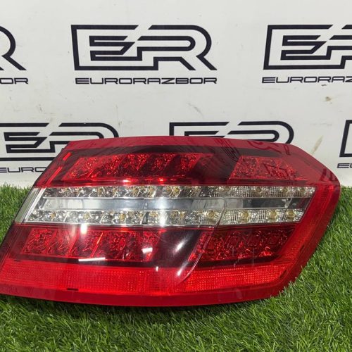 Фонарь задний левый mercedes w212 дорест