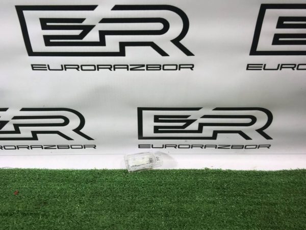 Фонарь освещения багажника Land Rover Range Rover Фонарь освещения багажника land rover range rover