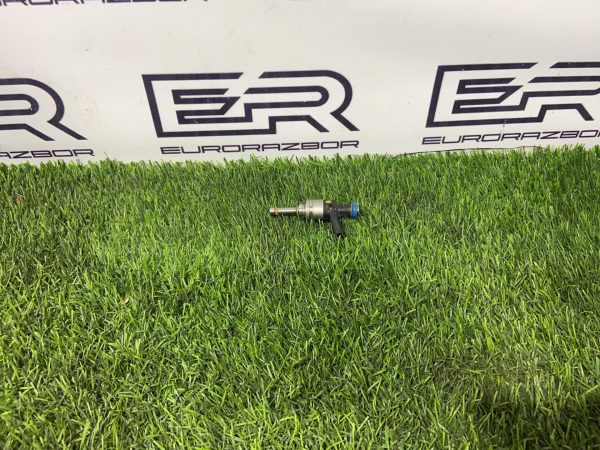 Форсунка топливная Mercedes M271