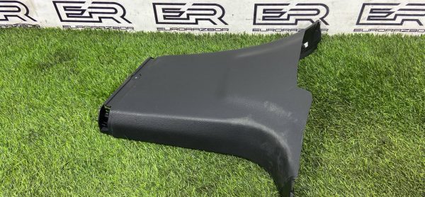Обшивка центральной стойки левая Mercedes W167 C167 X167