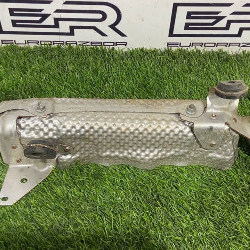 Тепловой экран выпускного коллектора левый для Mercedes Om642