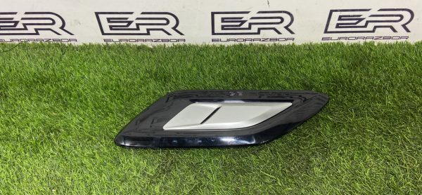 Дефлектор капота правый для Range Rover Sport 2 2018г.