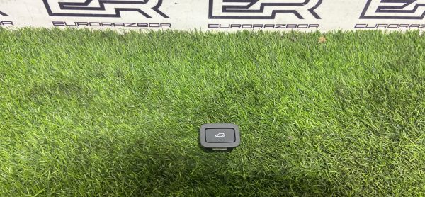 Кнопка открытия багажника Jaguar F Pace