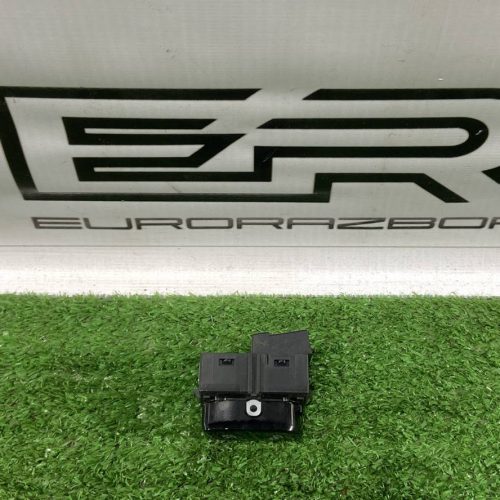 Кнопка центрального замка Volvo S90 XC90 Кнопка центрального замка Volvo S90 XC90