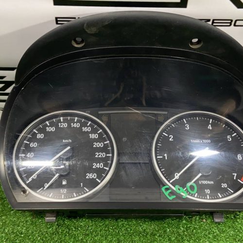 Панель приборов BMW X1 E84