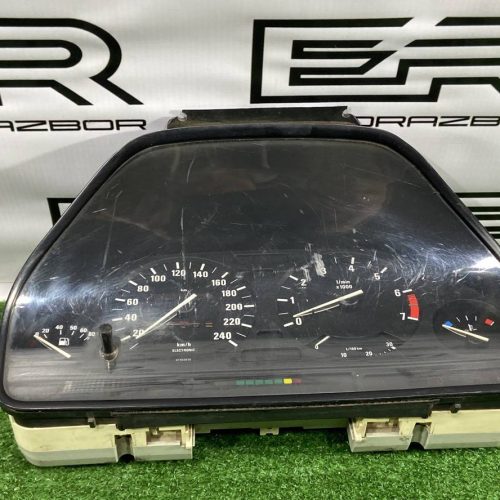 Панель приборов (щиток) BMW