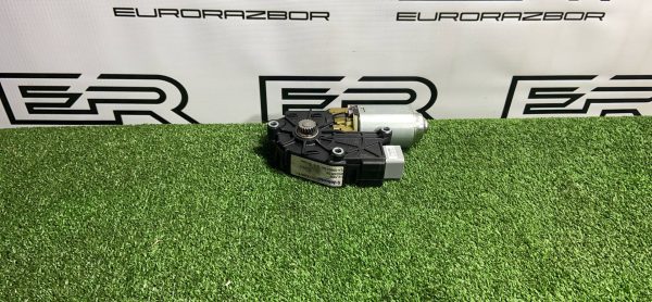 Моторчик люка Range Rover 306DT