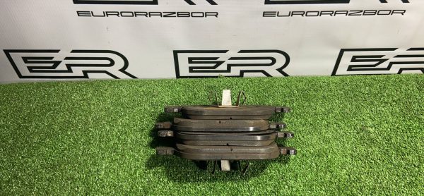 Передние тормозные колодки Volvo XC90