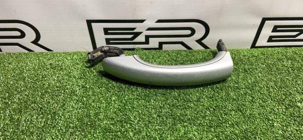 Ручка наружная двери передняя правая Volkswagen To