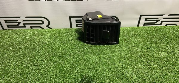 Дефлектор обдува салона Volkswagen Touareg