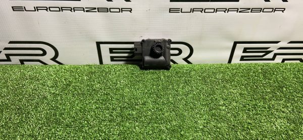 Моторчик заслонки печки Audi A8 D3