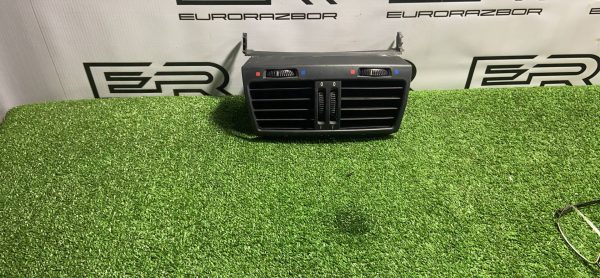 Дефлектор воздушный (салон) центр BMW X6