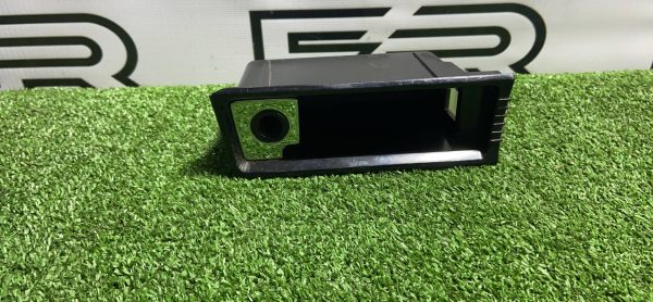 Пепельница передняя Volkswagen Passat (B6)