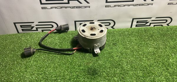 Мотор вентилятора Volkswagen Jetta 1k0959455