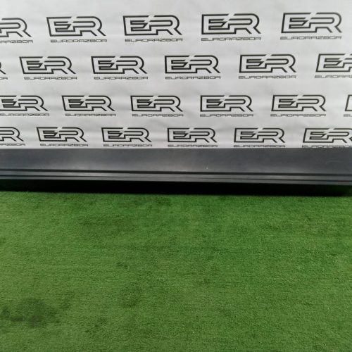 Накладка порога правая Range Rover Sport L494