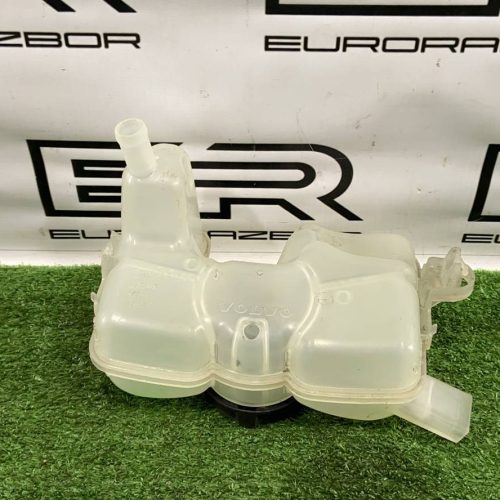 Расширительный бачок Volvo XC90