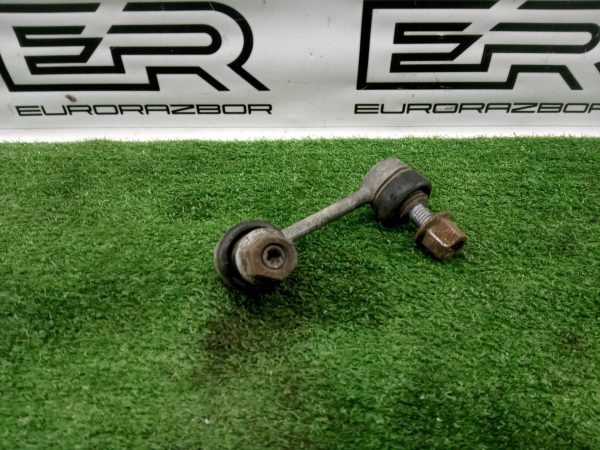 Стойка стабилизатора правая задняя Volvo XC90