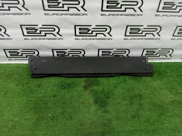 Планка кассеты радиаторов BMW X5 E70 (2006 2010)