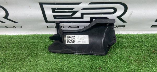 Накладка сиденья правая Volvo Хс60 2 Хс90