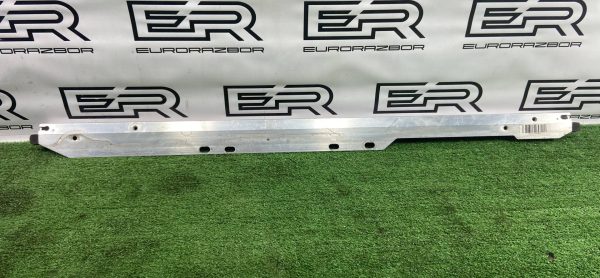 Шторка безопасности правая Volvo XC90