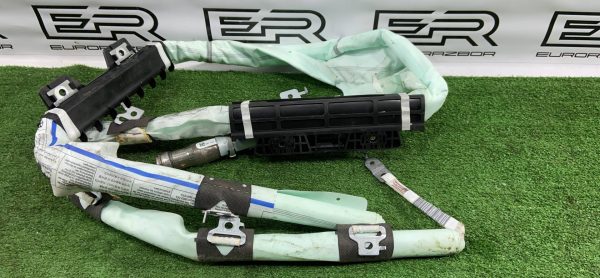 Шторка безопасности левая Kia Sorento