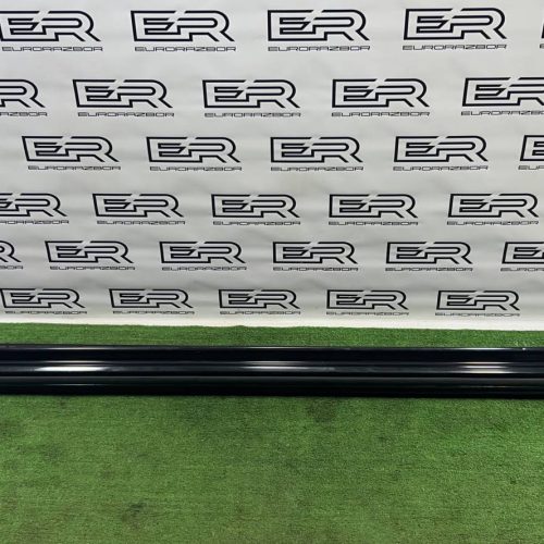 Накладка на порог наружная левая Volvo Xc90