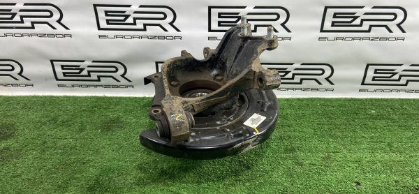 Кулак задний левый Kia Sorento 3 рест. UM